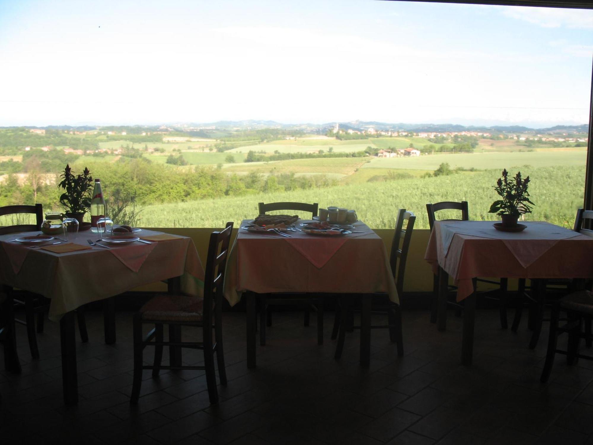 Il Balcone Sul Monferrato Villa Tonco Luaran gambar