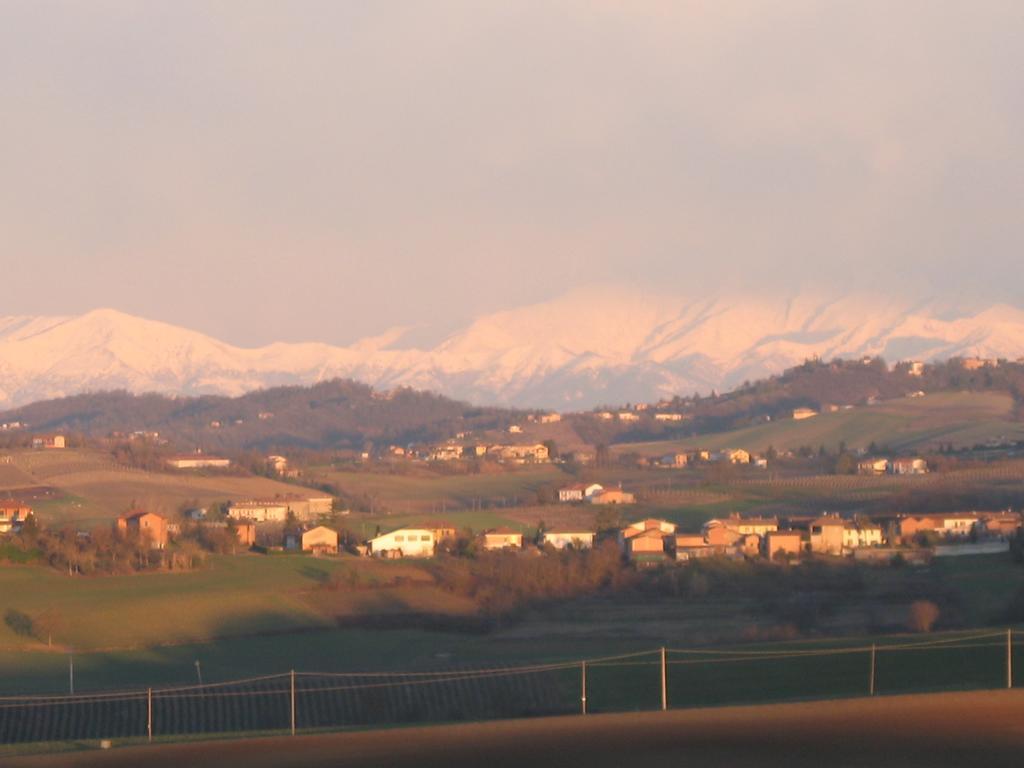 Il Balcone Sul Monferrato Villa Tonco Luaran gambar